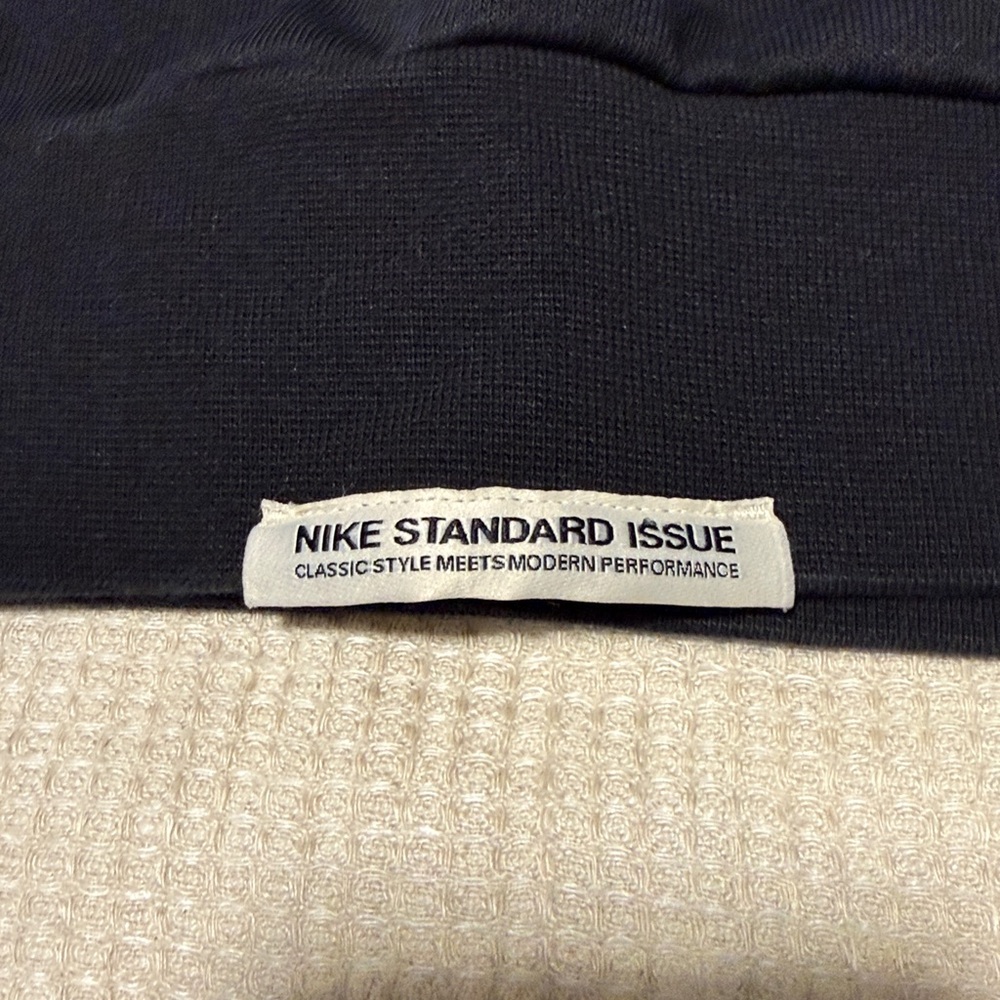 Nike NBA Brooklyn Nets Standard Issue Black Crewneck Sweatshirt Large L - Picture 5 of 7
